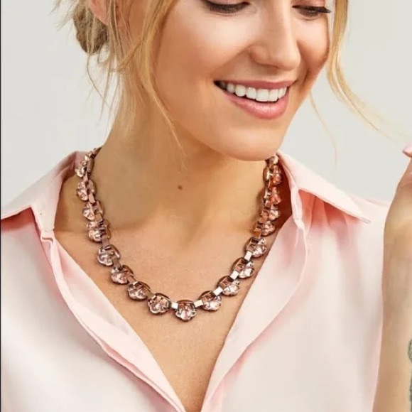 Stella & Dot Rose Gold Fleur Necklace - Picture 3 of 3